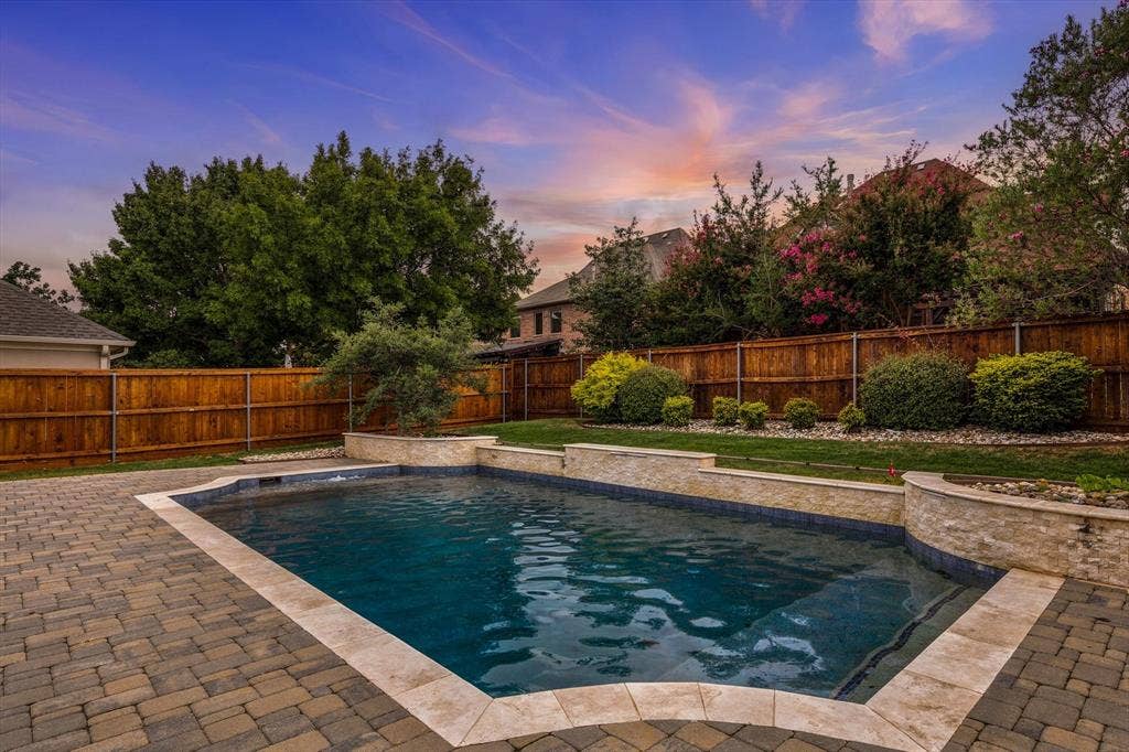 209 Blackberry Way, Denton, TX 76210