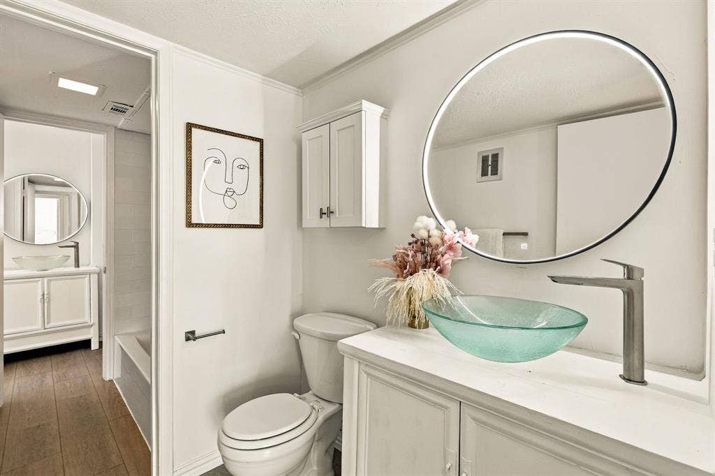 4525 Gilbert Avenue, #208, Dallas, TX 75219