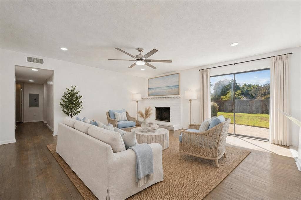 10435 Cromwell Drive, Dallas, TX 75229