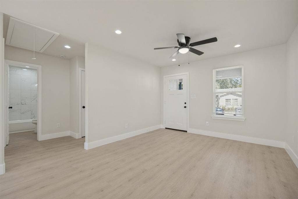 2711 Springdale Street, Dallas, TX 75210