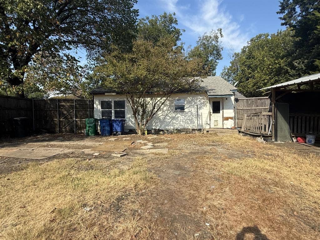 1800 Cottonwood Road, Carrollton, TX 75006 1800 Cottonwood Road, Carrollton, TX 75006
