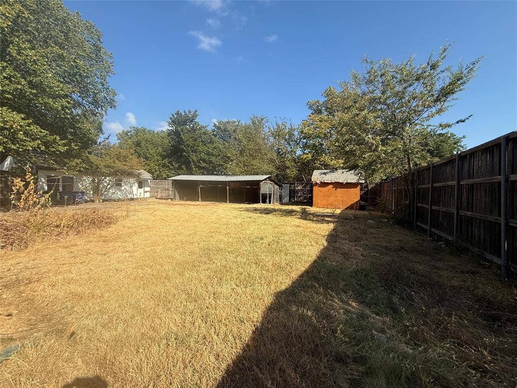 1800 Cottonwood Road, Carrollton, TX 75006 1800 Cottonwood Road, Carrollton, TX 75006