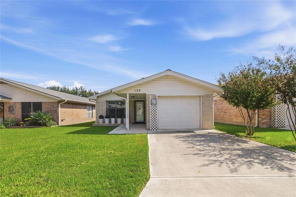 133 Azalea Drive, Brownwood, TX 76801