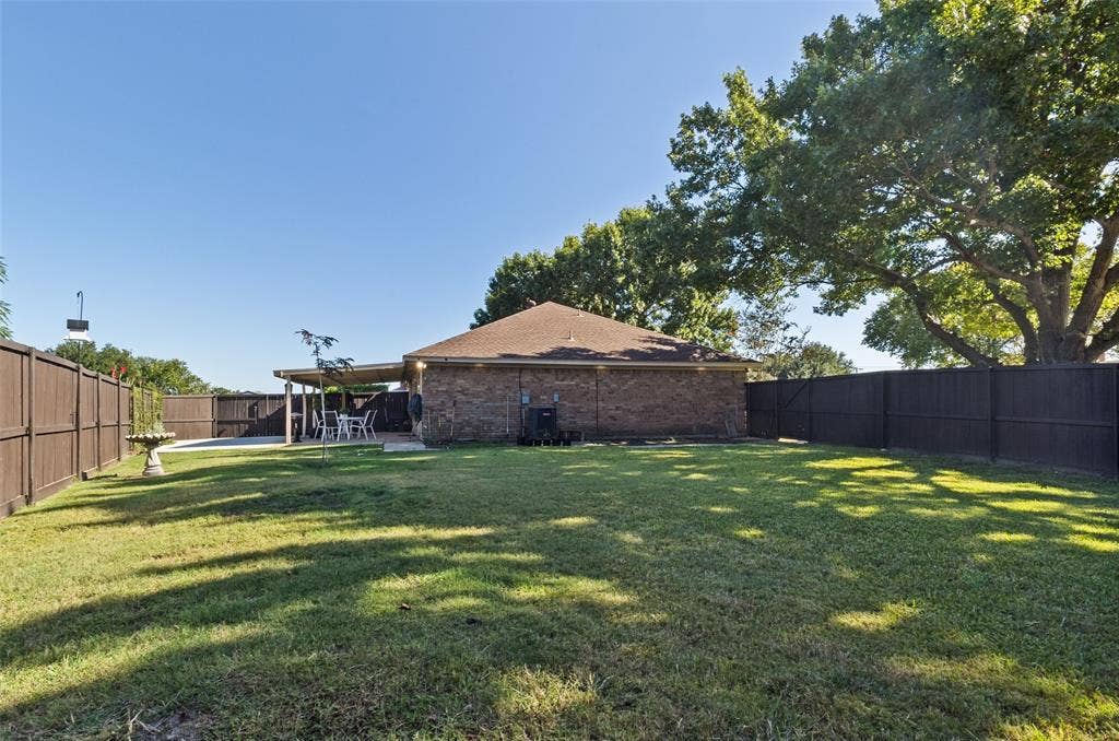 2623 San Saba Street, Mesquite, TX 75150 2623 San Saba Street, Mesquite, TX 75150