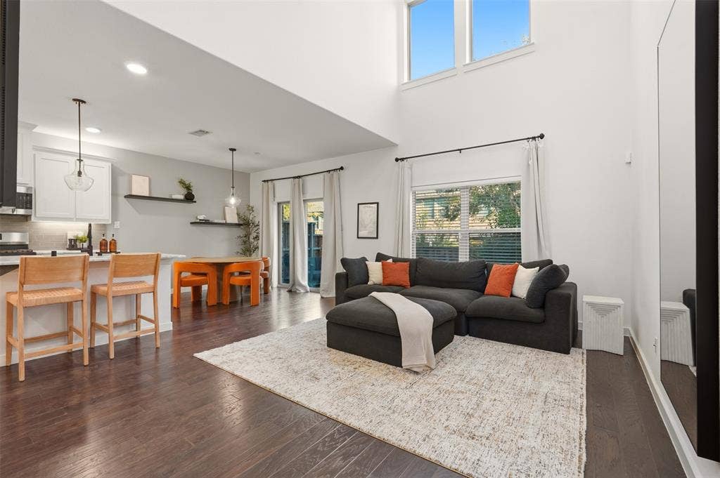 2725 Starburst Drive, Little Elm, TX 75068 2725 Starburst Drive, Little Elm, TX 75068