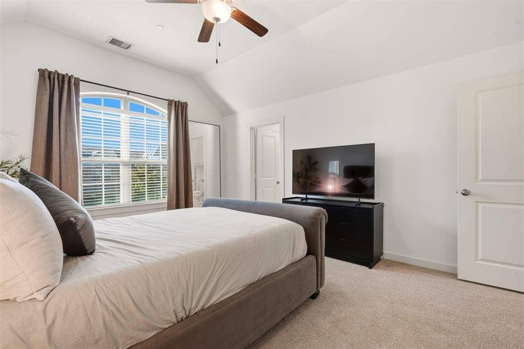 2725 Starburst Drive, Little Elm, TX 75068 2725 Starburst Drive, Little Elm, TX 75068