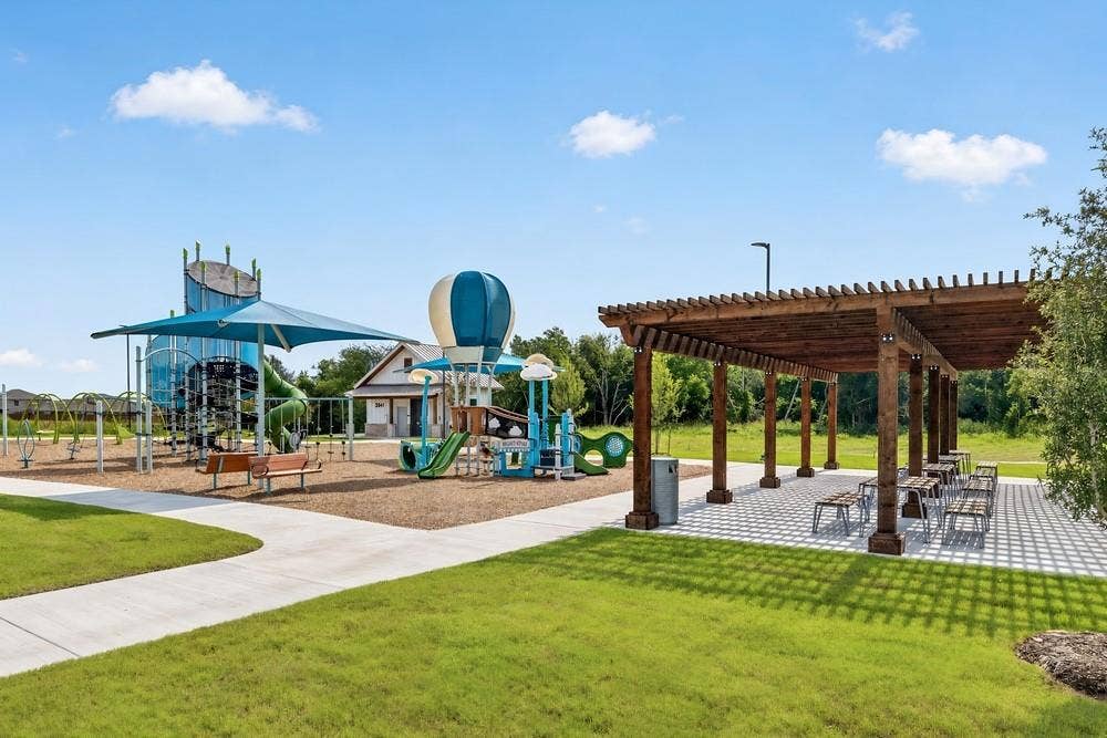 Parks at Foster Crossing Community