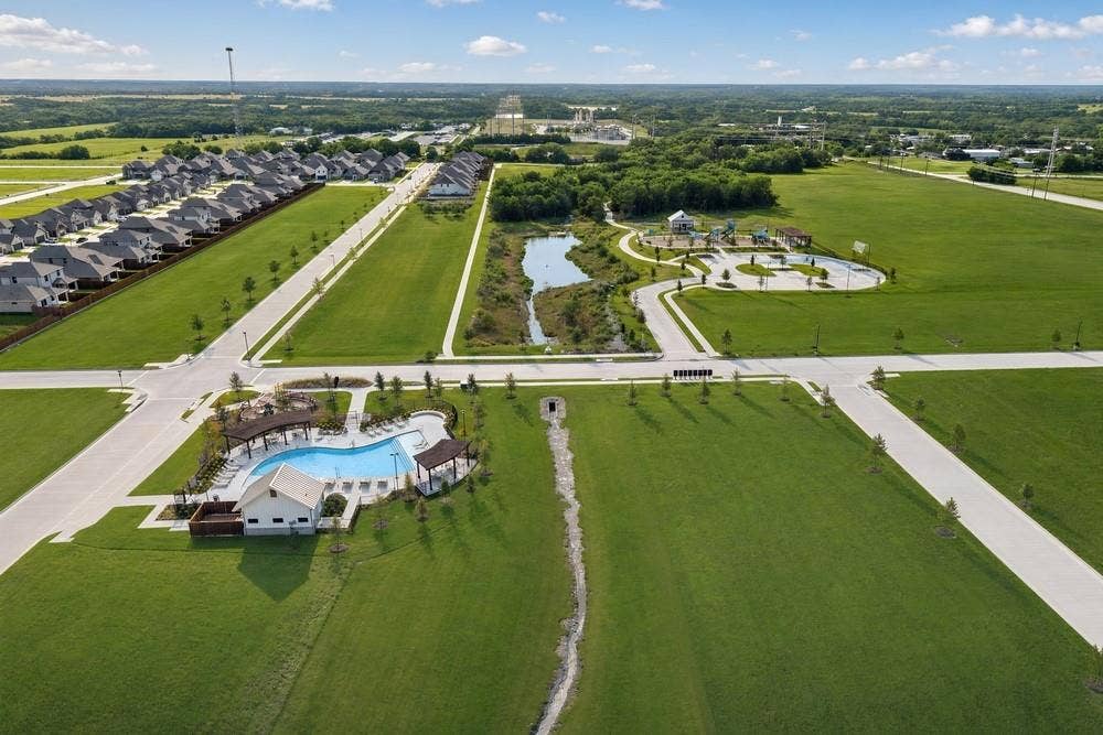 Parks at Foster Crossing Community