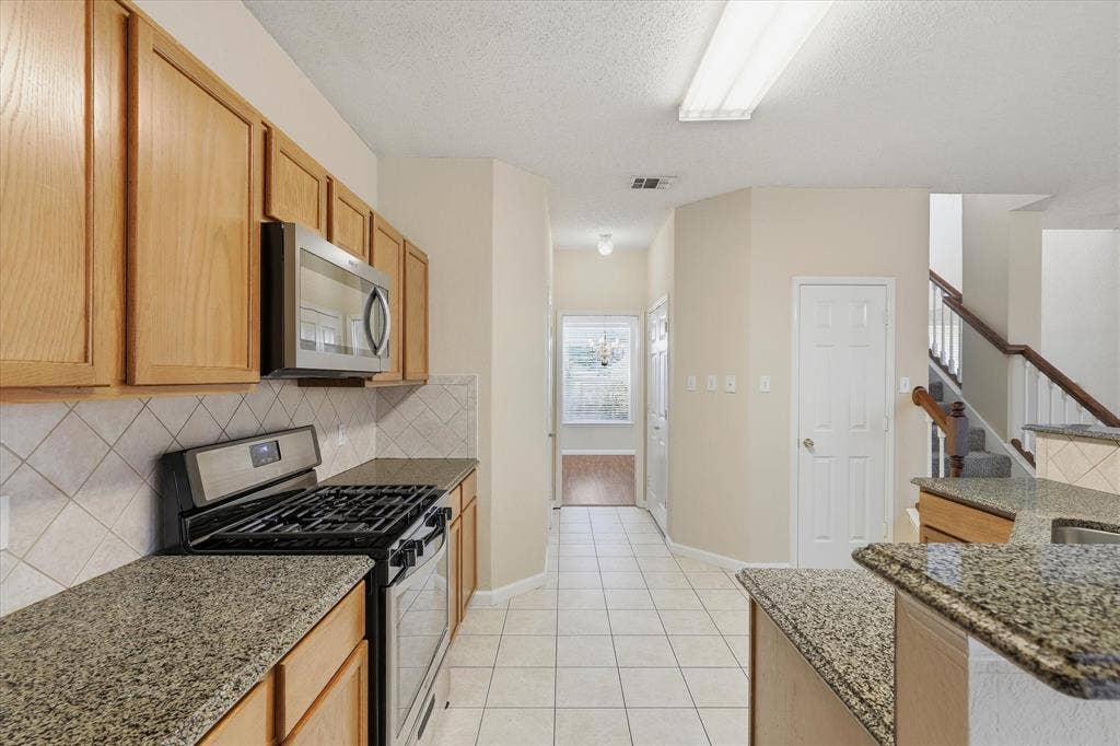 1814 Oak Bend Lane, Garland, TX 75040 1814 Oak Bend Lane, Garland, TX 75040