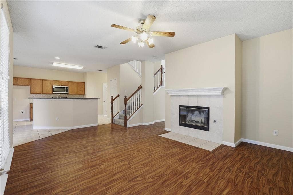 1814 Oak Bend Lane, Garland, TX 75040 1814 Oak Bend Lane, Garland, TX 75040