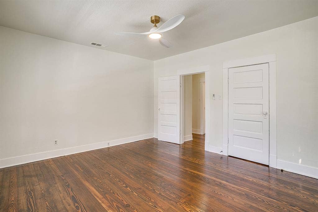 1325 Hurley Avenue, Fort Worth, TX 76104 1325 Hurley Avenue, Fort Worth, TX 76104