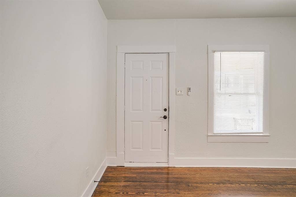 1325 Hurley Avenue, Fort Worth, TX 76104 1325 Hurley Avenue, Fort Worth, TX 76104
