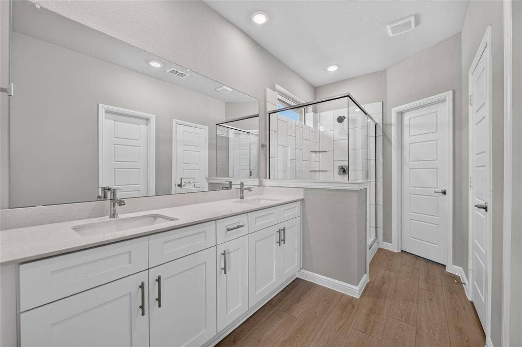 700 CELESTIAL Way, Fort Worth, TX 76008