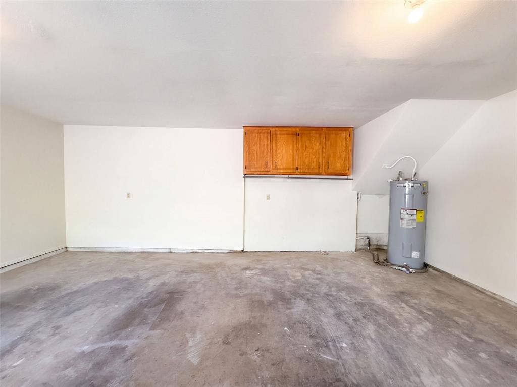15830 Hilltop Drive, Kemp, TX 75143 15830 Hilltop Drive, Kemp, TX 75143