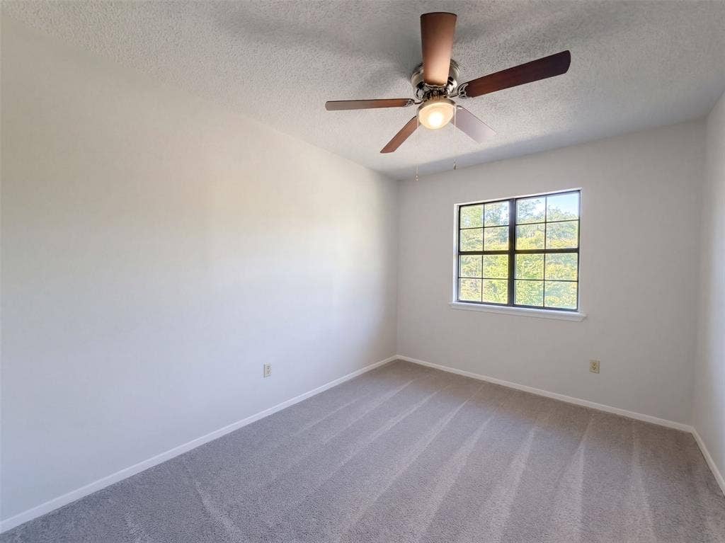 15830 Hilltop Drive, Kemp, TX 75143 15830 Hilltop Drive, Kemp, TX 75143