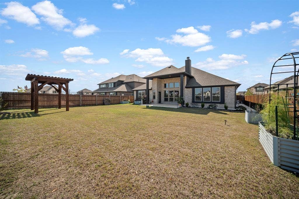 645 Winters Drive, Waxahachie, TX 75165 Pergola