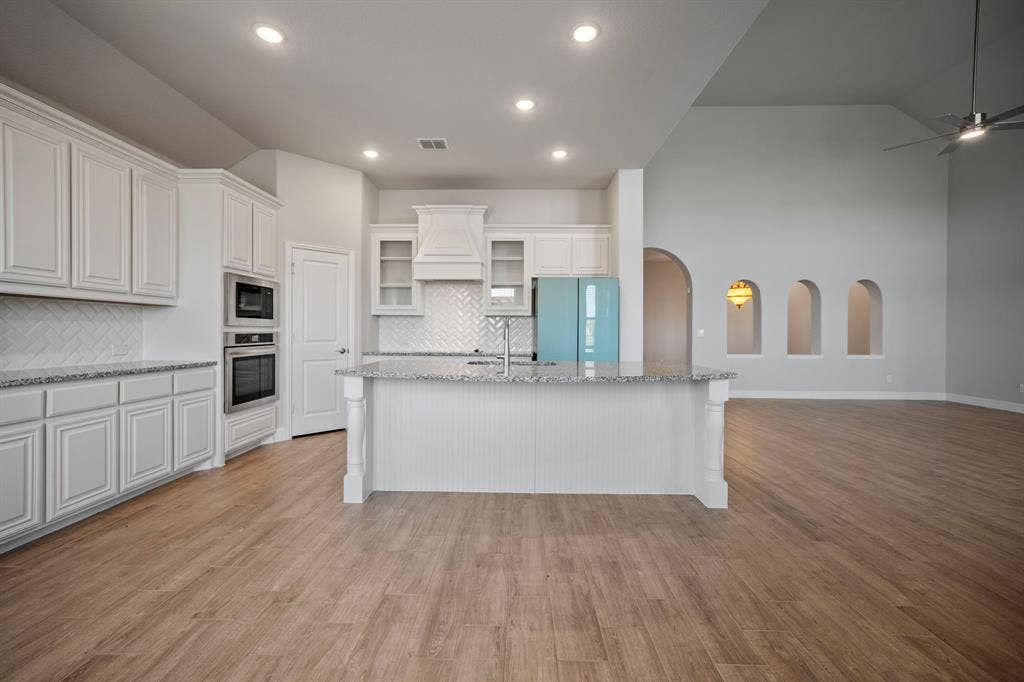 645 Winters Drive, Waxahachie, TX 75165 645 Winters Drive, Waxahachie, TX 75165