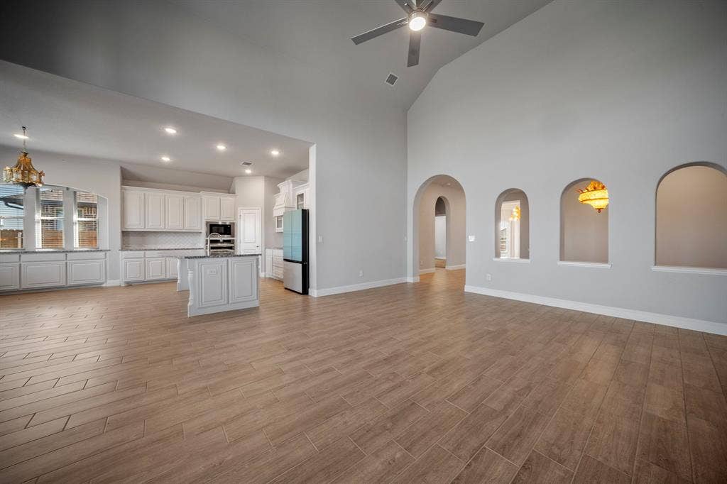 645 Winters Drive, Waxahachie, TX 75165 645 Winters Drive, Waxahachie, TX 75165