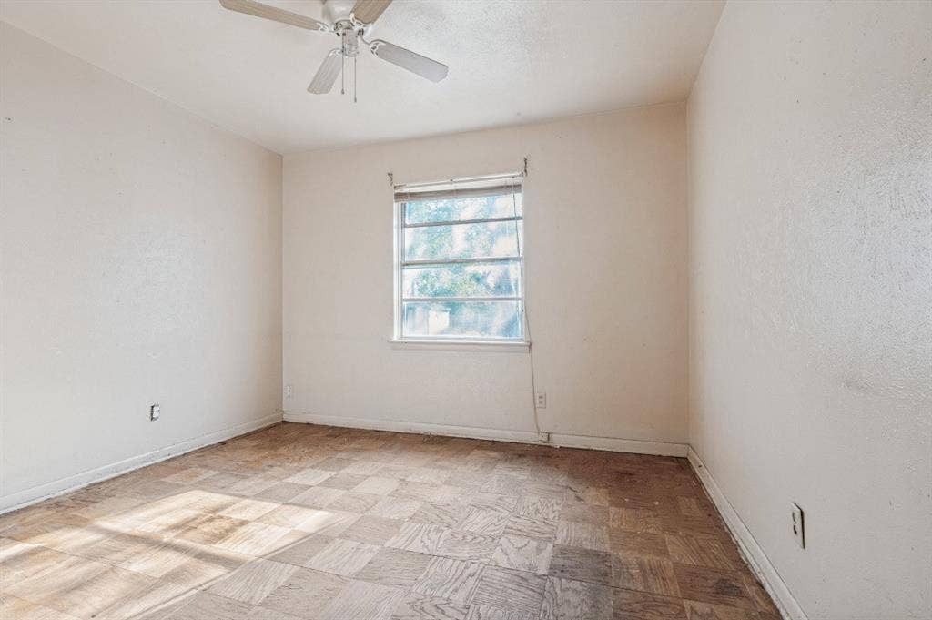 7642 Woodspan Drive, Dallas, TX 75232 7642 Woodspan Drive, Dallas, TX 75232