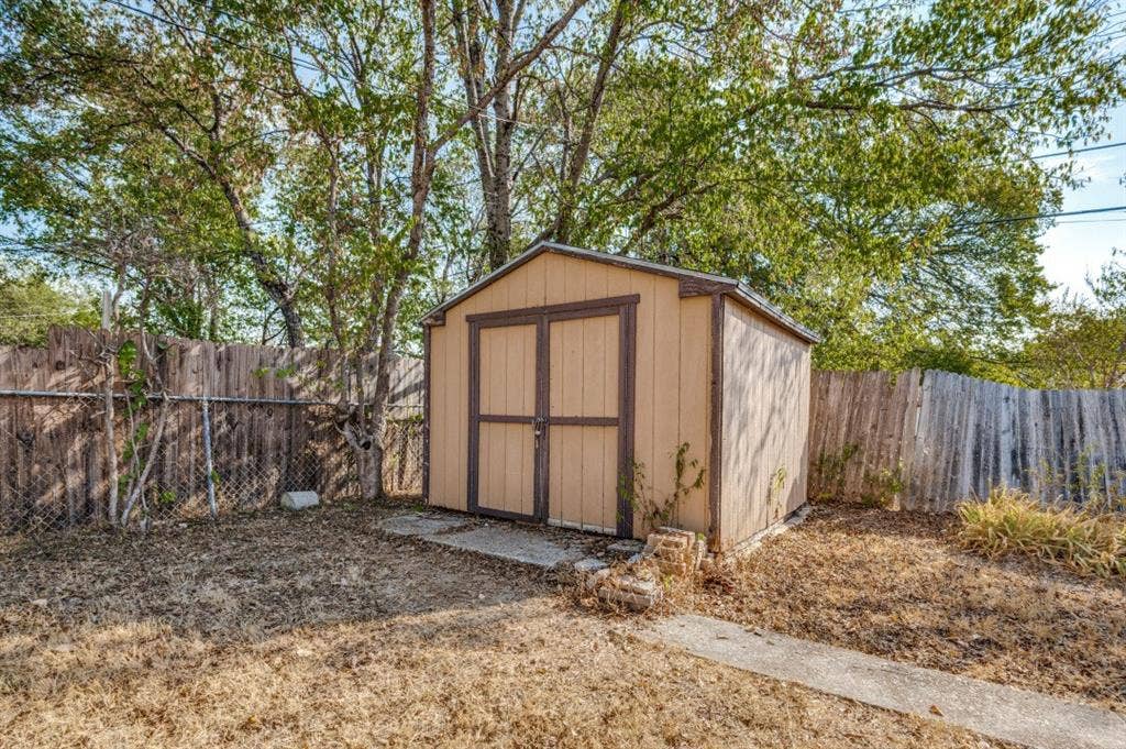 7642 Woodspan Drive, Dallas, TX 75232 7642 Woodspan Drive, Dallas, TX 75232