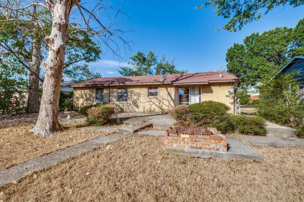 7642 Woodspan Drive, Dallas, TX 75232 7642 Woodspan Drive, Dallas, TX 75232