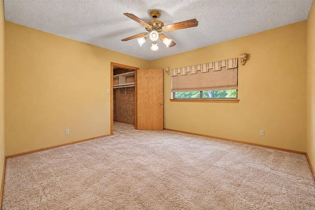 1605 Heather Court, Cleburne, TX 76033