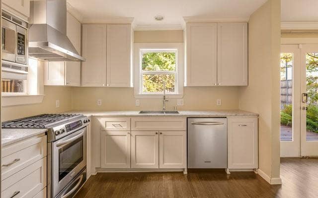 4009 Prescott Avenue, Dallas, TX 75219 4009 Prescott Avenue, Dallas, TX 75219