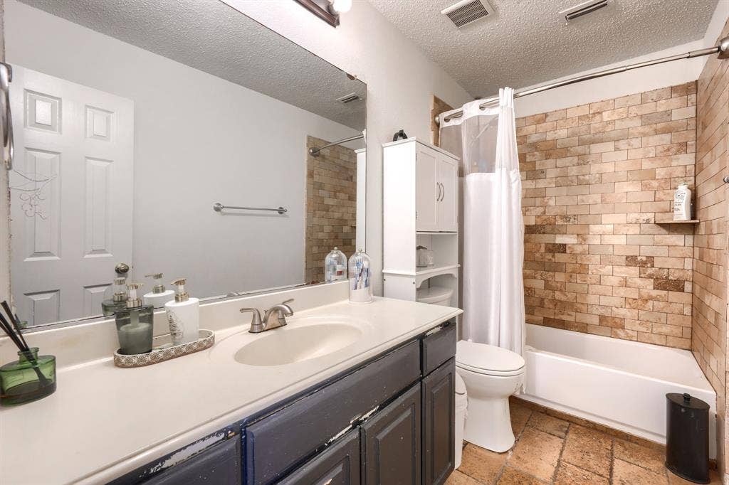 5402 Onset Bay Drive, Rowlett, TX 75089