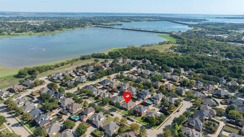 5402 Onset Bay Drive, Rowlett, TX 75089