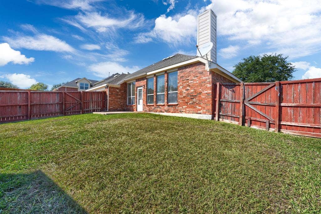 5402 Onset Bay Drive, Rowlett, TX 75089