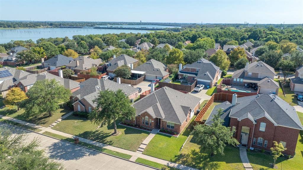 5402 Onset Bay Drive, Rowlett, TX 75089