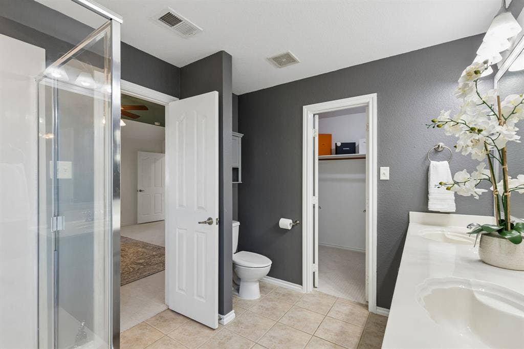 3737 Brandywine Lane, Fort Worth, TX 76244