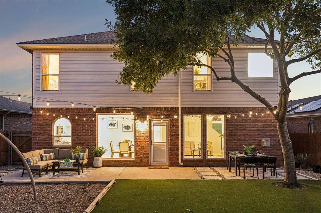 3737 Brandywine Lane, Fort Worth, TX 76244