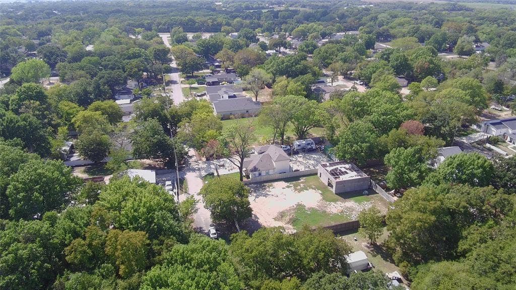 2189 Ben Hur Street, Dallas, TX 75253 Aerial view of adjacent lots; boundaries not depicted.