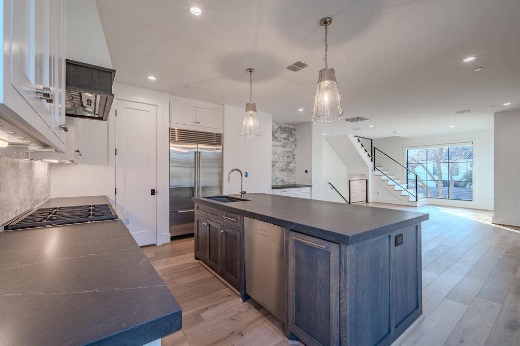 4112 Druid Lane, #4, University Park, TX 75205 4112 Druid Lane, #4, University Park, TX 75205