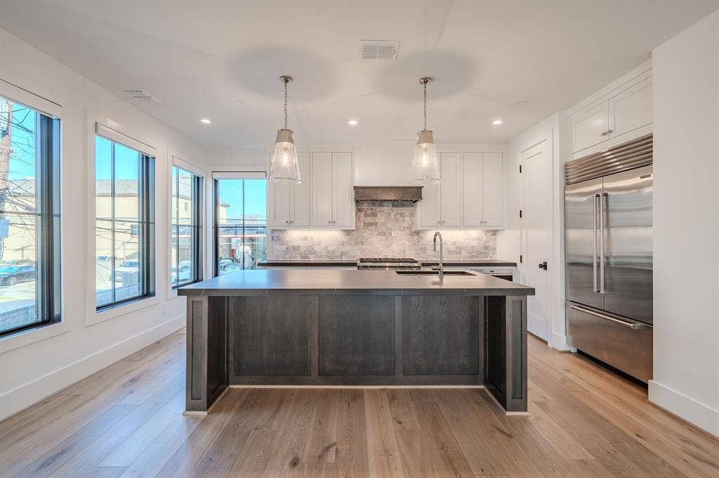 4112 Druid Lane, #4, University Park, TX 75205 4112 Druid Lane, #4, University Park, TX 75205
