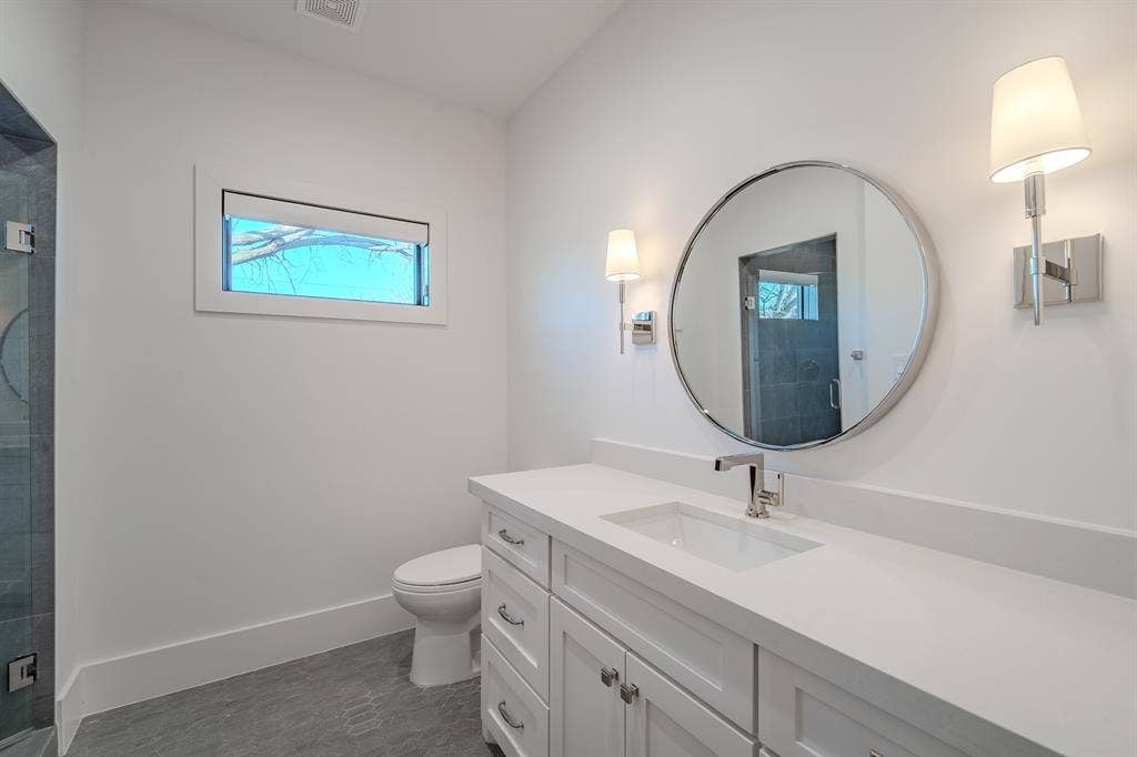 4112 Druid Lane, #4, University Park, TX 75205 4112 Druid Lane, #4, University Park, TX 75205