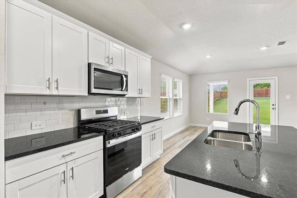 308 Winchester Lane, Sherman, TX 75092 308 Winchester Lane, Sherman, TX 75092