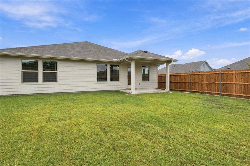 308 Winchester Lane, Sherman, TX 75092 308 Winchester Lane, Sherman, TX 75092
