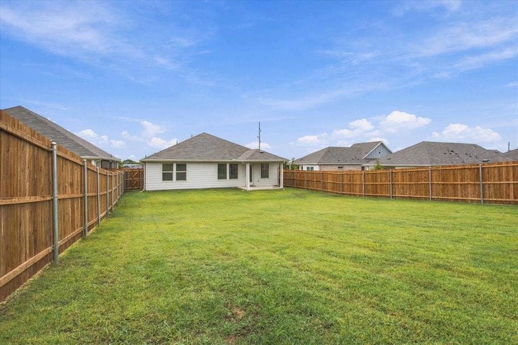 308 Winchester Lane, Sherman, TX 75092 308 Winchester Lane, Sherman, TX 75092