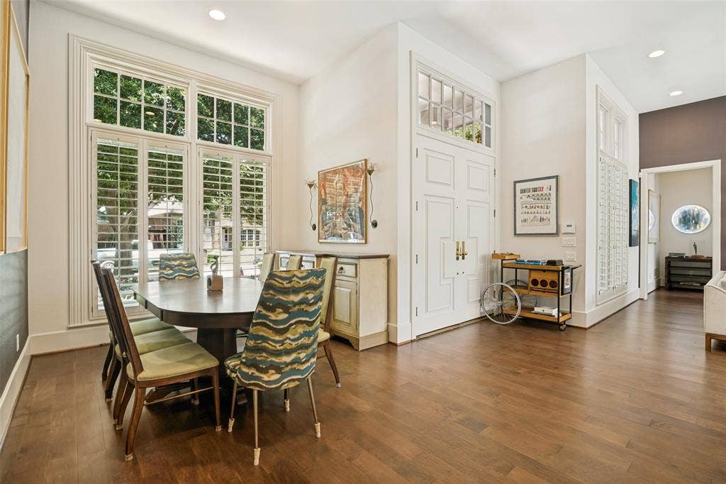 5904 Kensington Drive, Plano, TX 75093 Formal dining close up