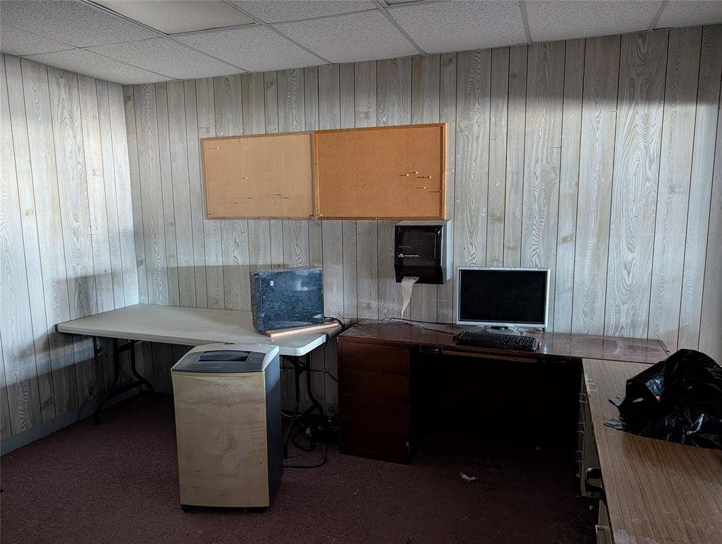 735 W Main Street, Gun Barrel City, TX 75156 735 W Main Street, Gun Barrel City, TX 75156