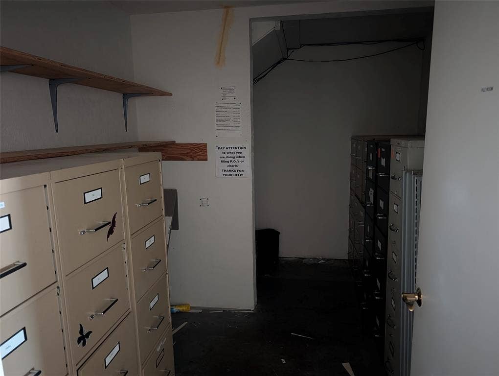 735 W Main Street, Gun Barrel City, TX 75156 735 W Main Street, Gun Barrel City, TX 75156