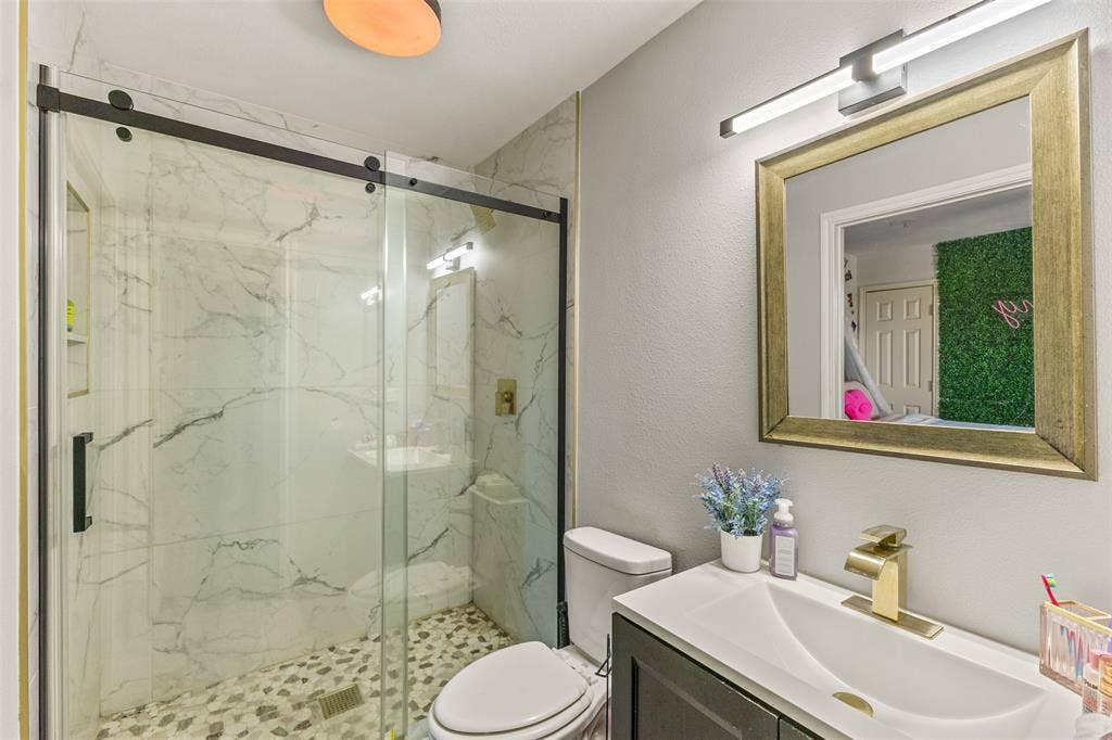 455 Hcr 1256, Whitney, TX 76692
