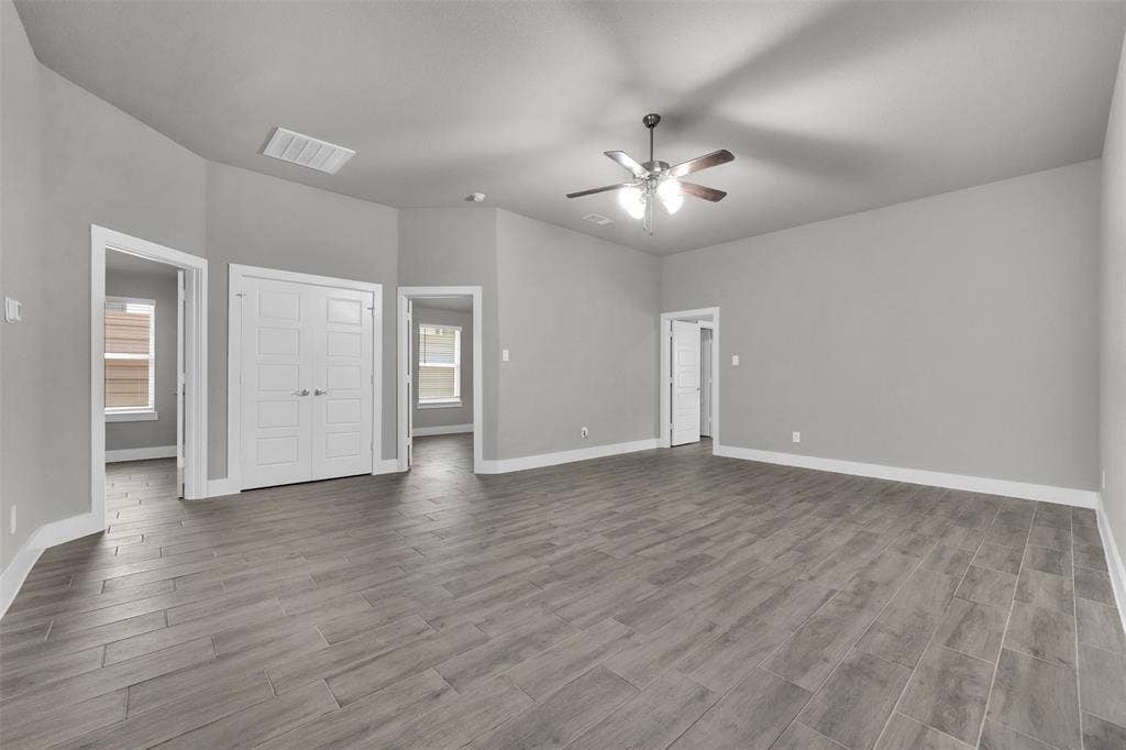 2nd living room