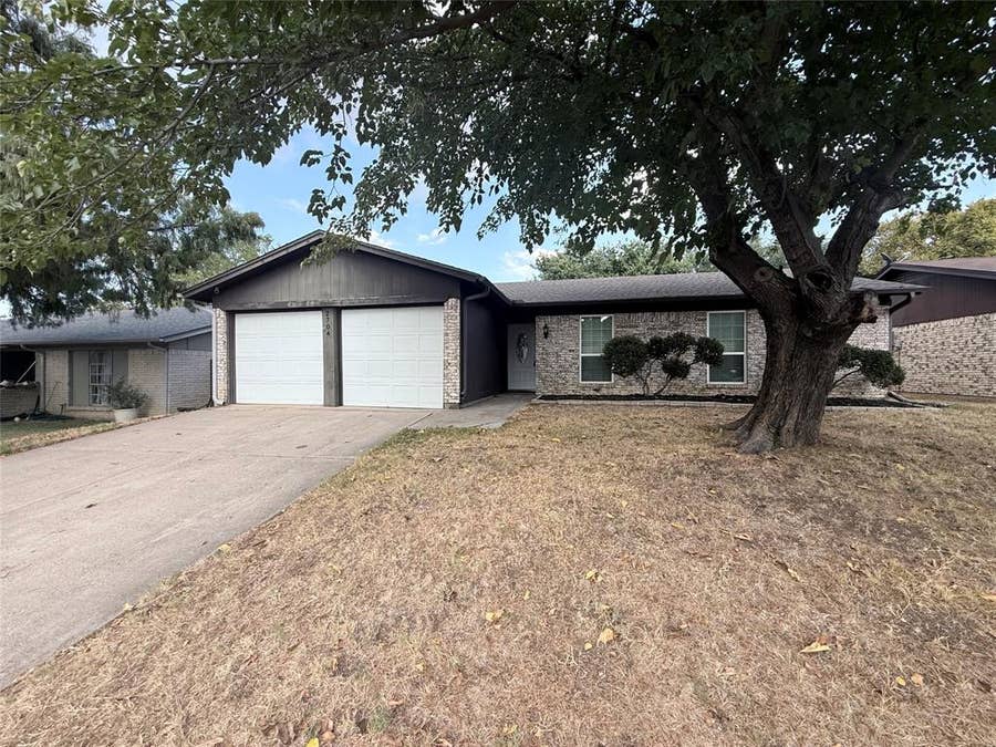 Property photo for 2704 Springlake Court, Irving, TX