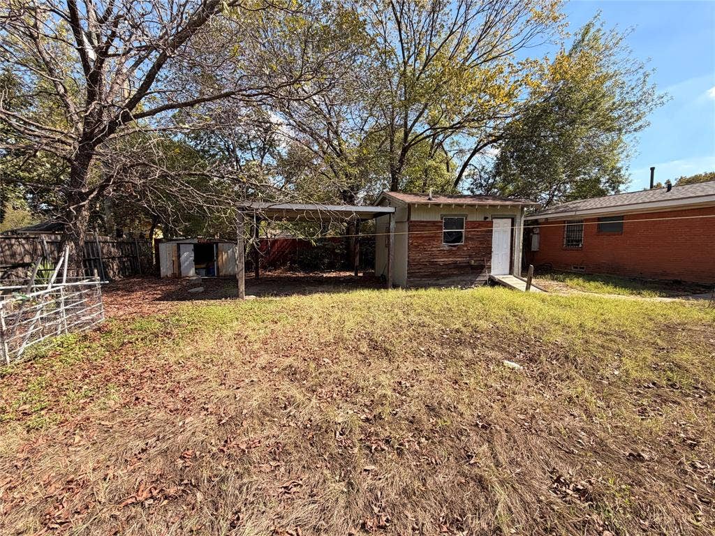 8109 Burroaks Drive, Dallas, TX 75217 8109 Burroaks Drive, Dallas, TX 75217