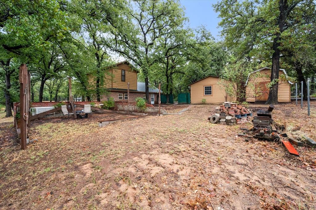 6472 Mark Drive, Burleson, TX 76028 Additional content