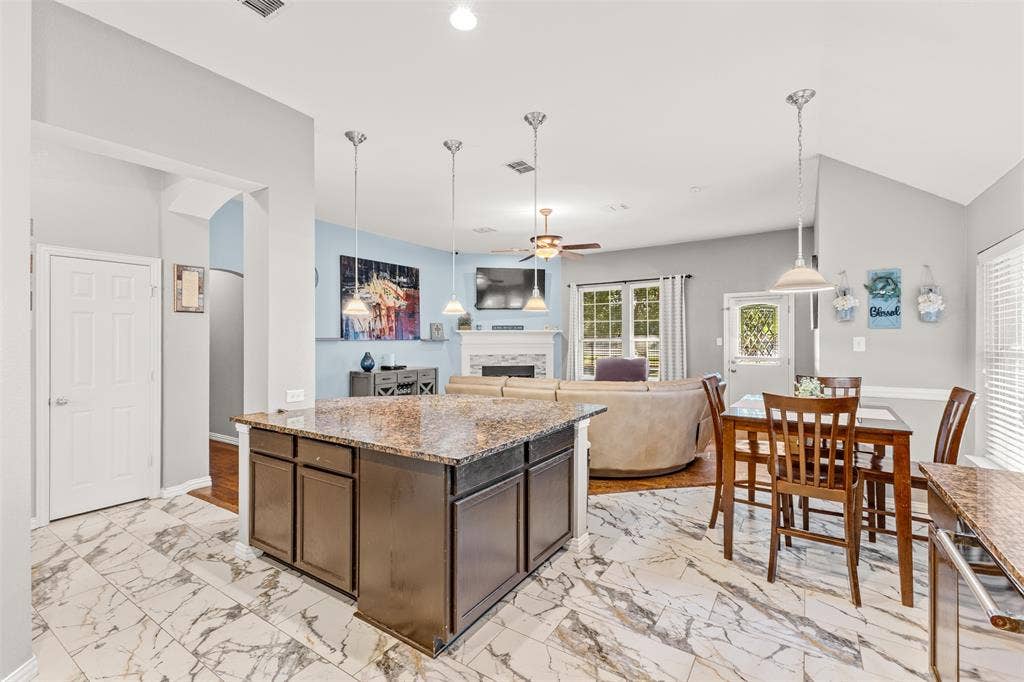 321 Deaton Drive, Fate, TX 75087 321 Deaton Drive, Fate, TX 75087