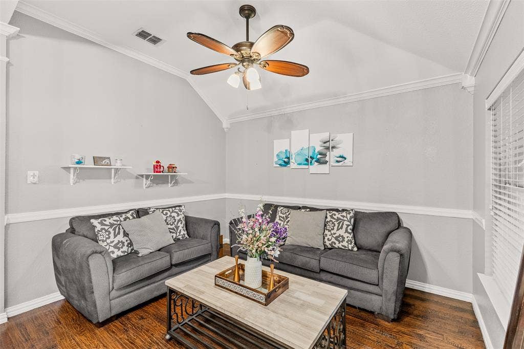 321 Deaton Drive, Fate, TX 75087 321 Deaton Drive, Fate, TX 75087